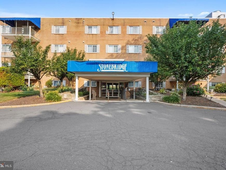 300 00 Byberry Road, Unit L6, Philadelphia, PA 19116 Main Photo