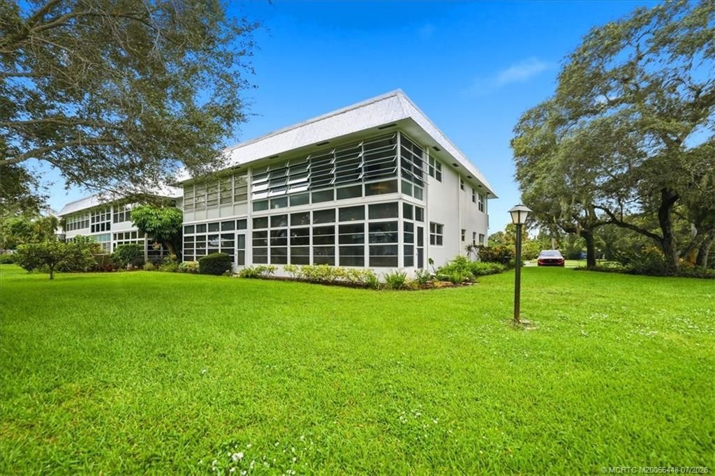 2929 SE Ocean Boulevard, Unit 147-5, Stuart, FL 34996 Photo