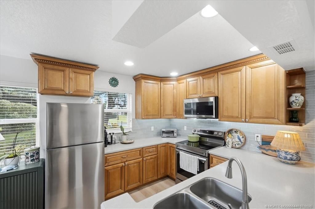 2929 SE Ocean Boulevard, Unit 147-5, Stuart, FL 34996 Photo