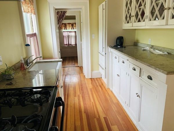 984 Chestnut, Unit 2, Newton, MA 02464