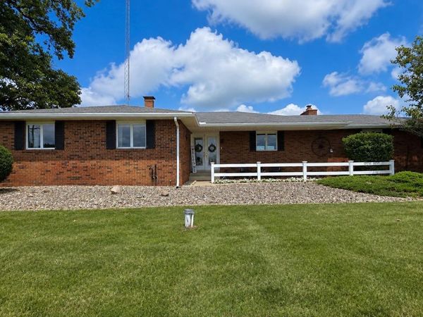 7724 US Highway 6 Road, Bremen, IN 46506