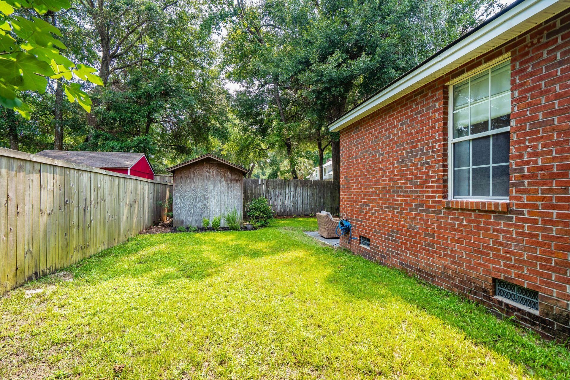 1183 Lazy Lane Photo 39