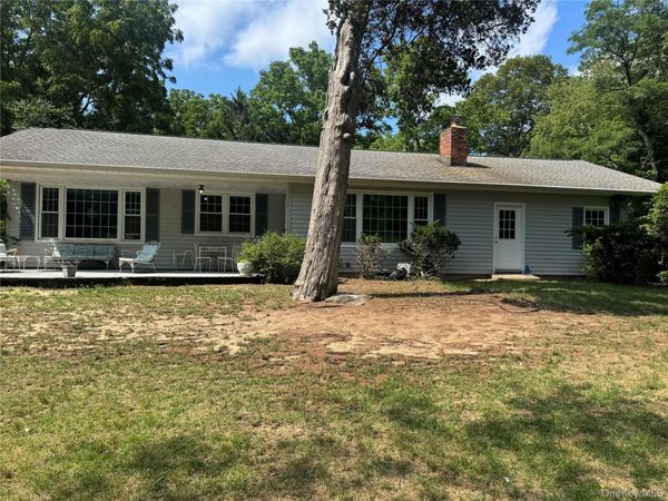 42 E Bartlett Road , Middle Island, NY 11953