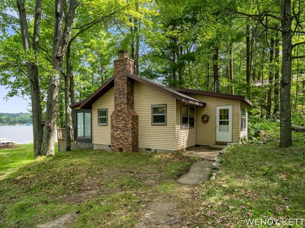 14448 S Hillview Lake Drive, Rodney, MI 49342