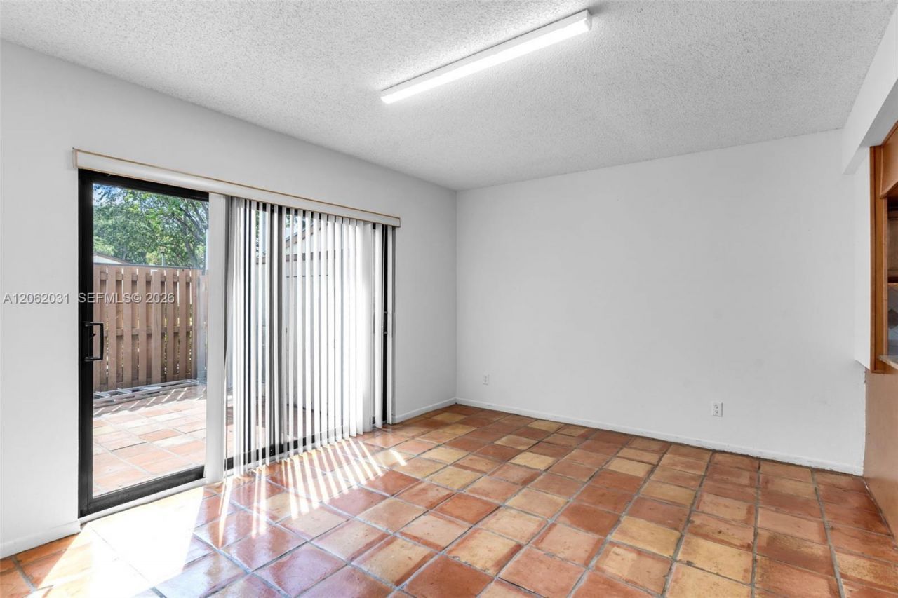 11411 SW 109th Rd , Unit 50Y, Miami, FL 33176 Photo