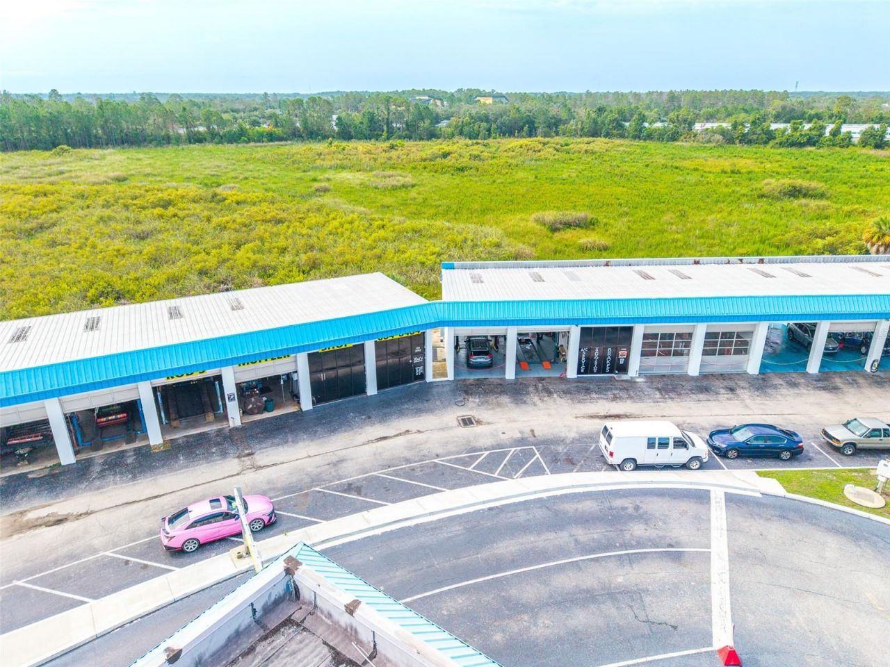1108 Commercial Way , Spring Hill, FL 34606 Photo