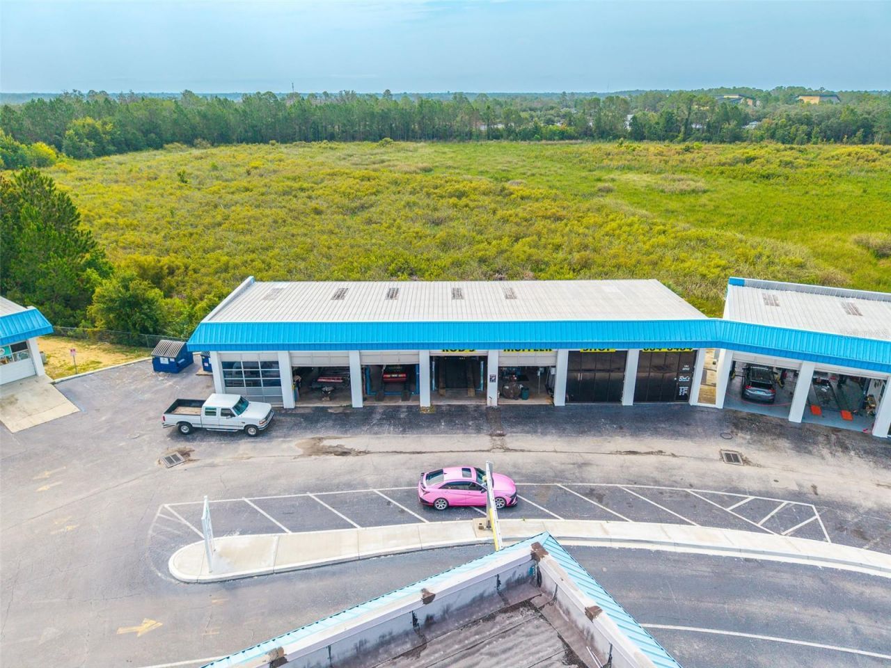 1108 Commercial Way , Spring Hill, FL 34606 Photo