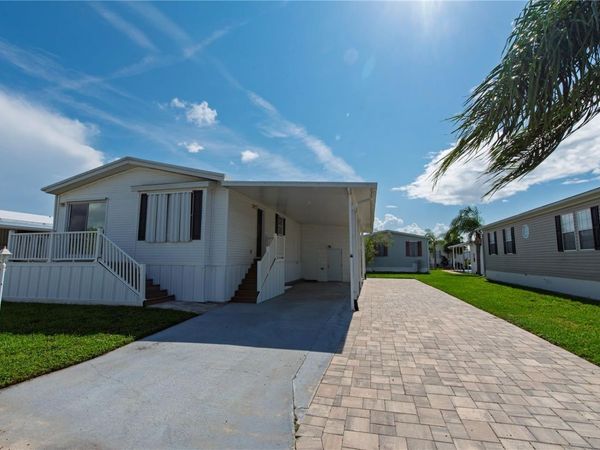 25 COPENHAGEN AVENUE , PUNTA GORDA, FL 33950