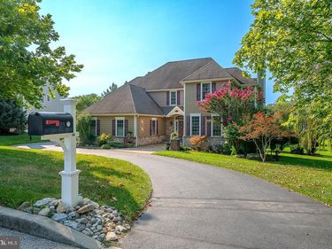 23 FETTERS MILL DRIVE, MALVERN, PA 19355