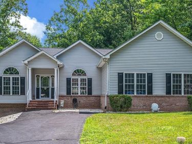 3800 LAKEVIEW PARKWAY , LOCUST GROVE, VA 22508