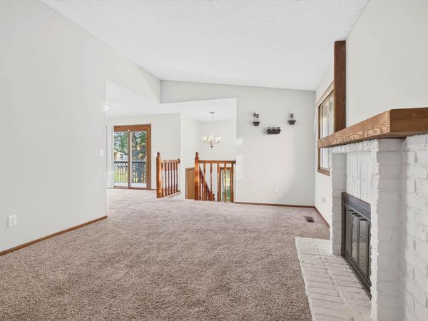 9774 Dorset Lane, Eden Prairie, MN 55347