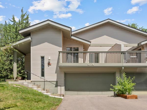 9774 Dorset Lane, Eden Prairie, MN 55347