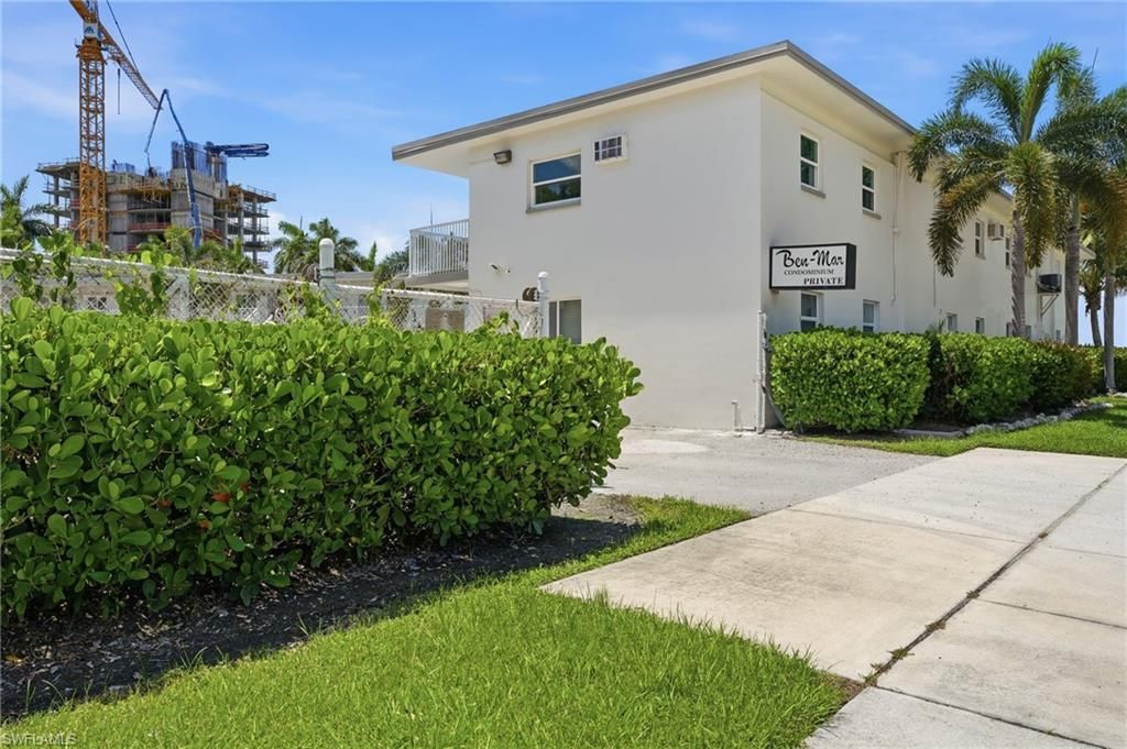 2590 1st St , Unit 202, Fort Myers, FL 33901 Photo