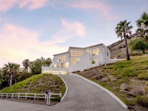 71 Coolwater Road, Bell Canyon, CA 91307
