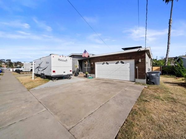 3002 E 11th Street, National City, CA 91950