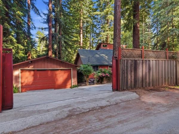 374 Teilh Drive, Boulder Creek, CA 95006