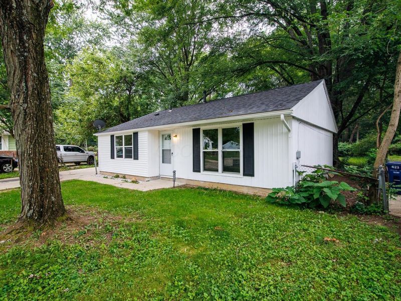 4119 Arbury Lane , Columbus, OH 43224 Photo 4