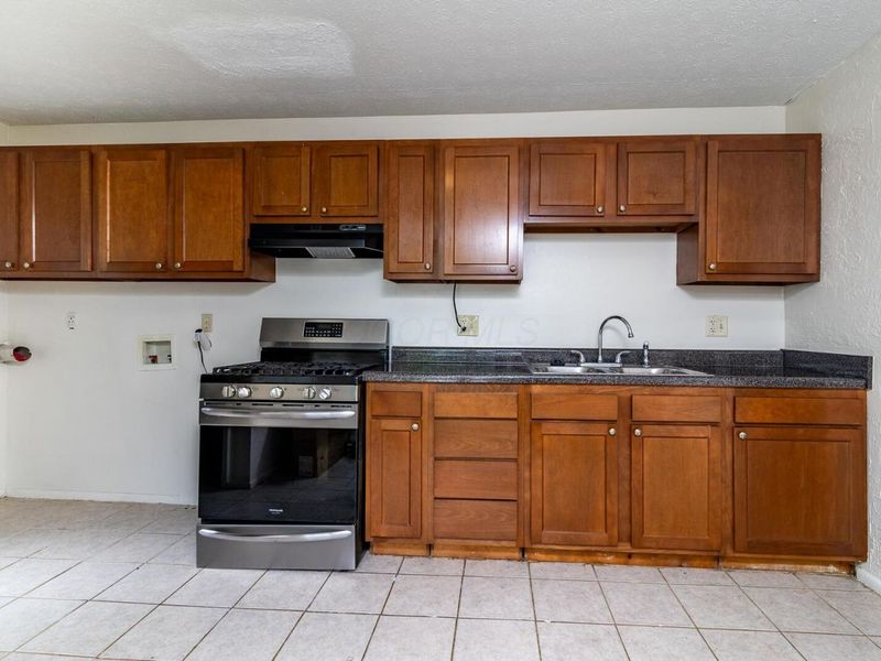 4119 Arbury Lane , Columbus, OH 43224 Photo 7