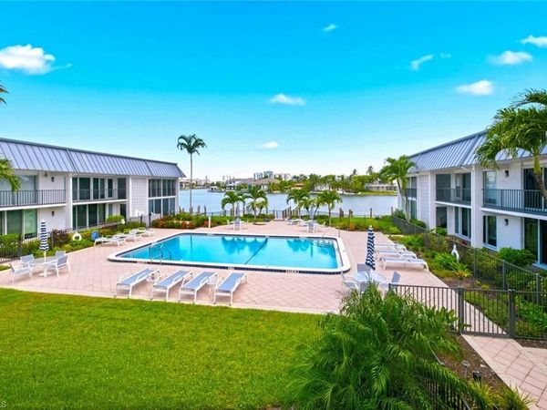 333 Harbour DR, Unit 209, NAPLES, FL 34103