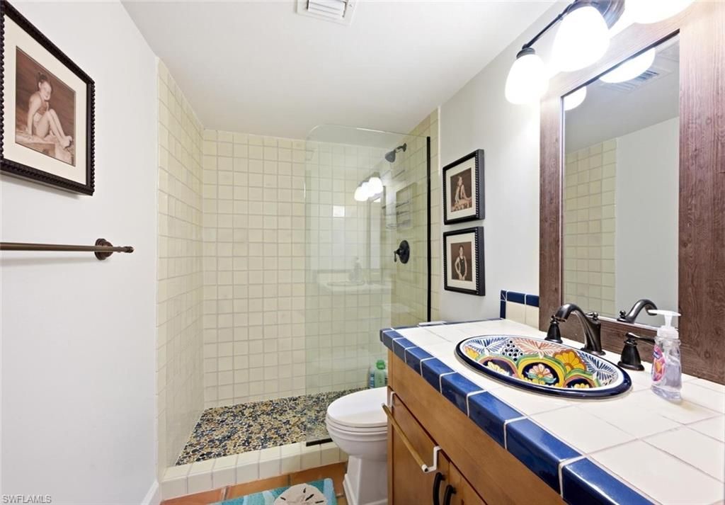 333 Harbour Dr, Unit 209, Naples, FL 34103 Photo