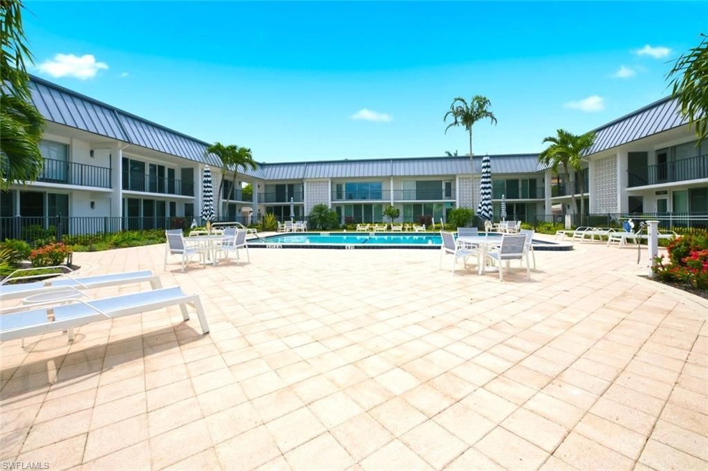 333 Harbour Dr, Unit 209, Naples, FL 34103 Photo