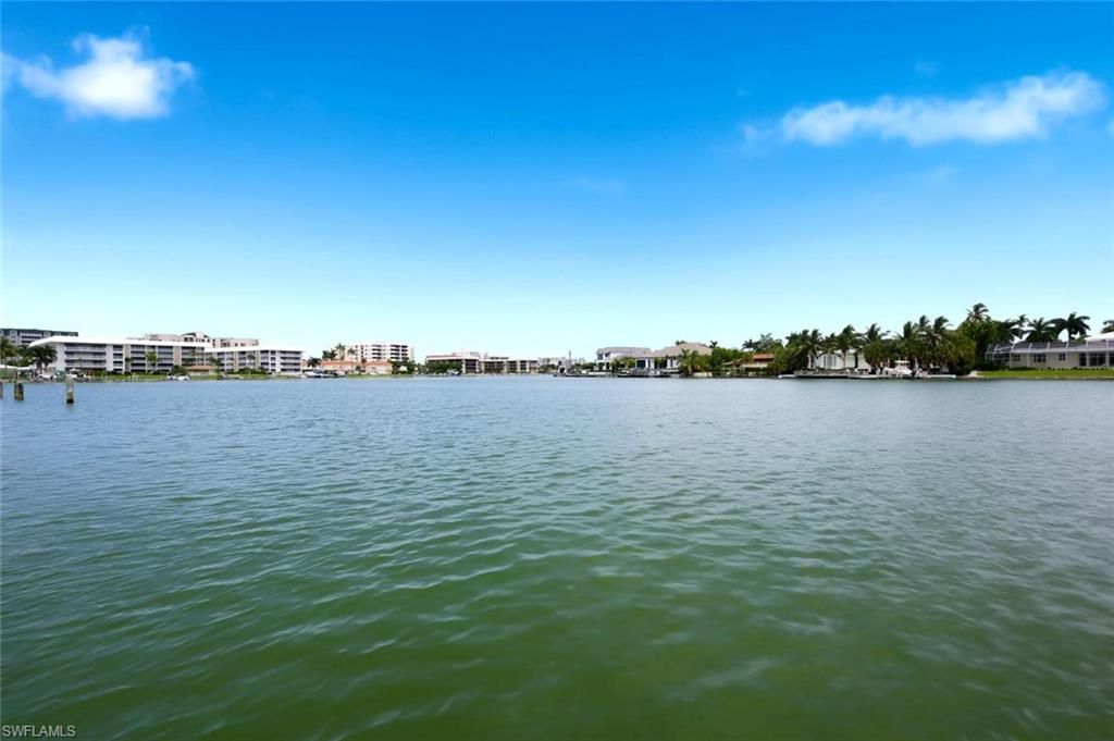 333 Harbour Dr, Unit 209, Naples, FL 34103 Photo