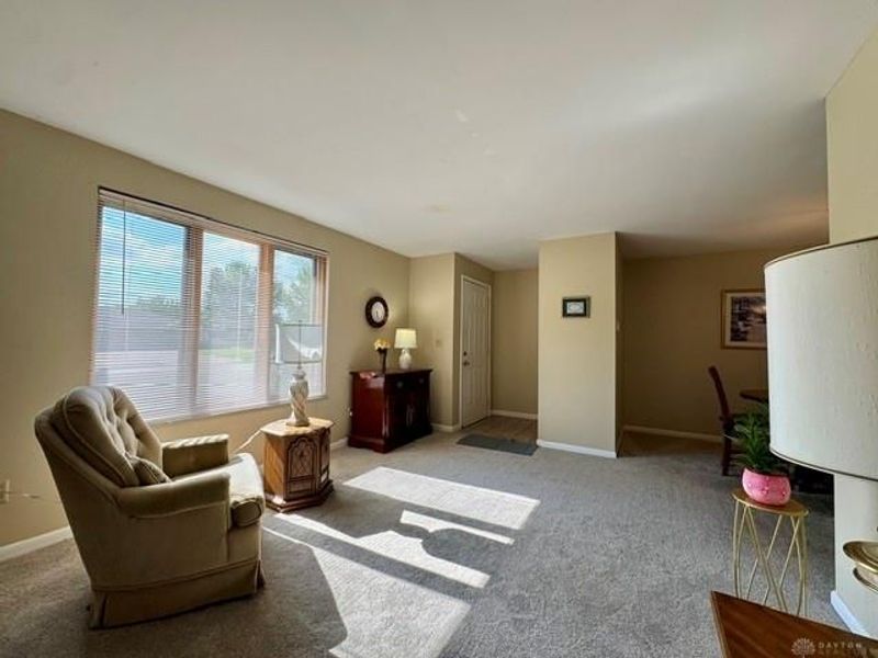 7620 Forest Green Court, Dayton, OH 45414 Photo 10