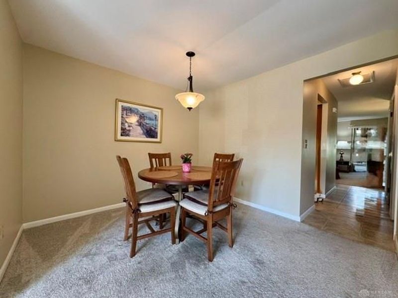 7620 Forest Green Court, Dayton, OH 45414 Photo 13