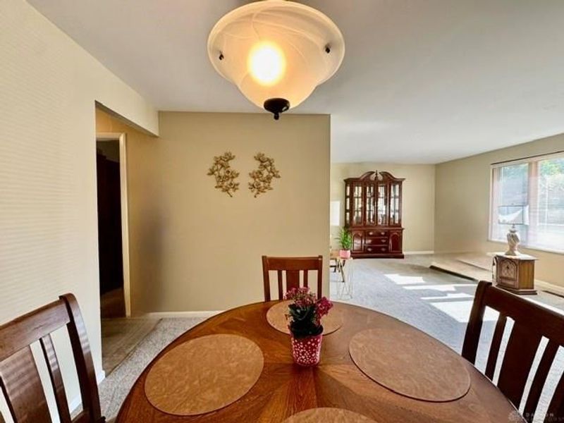 7620 Forest Green Court, Dayton, OH 45414 Photo 14