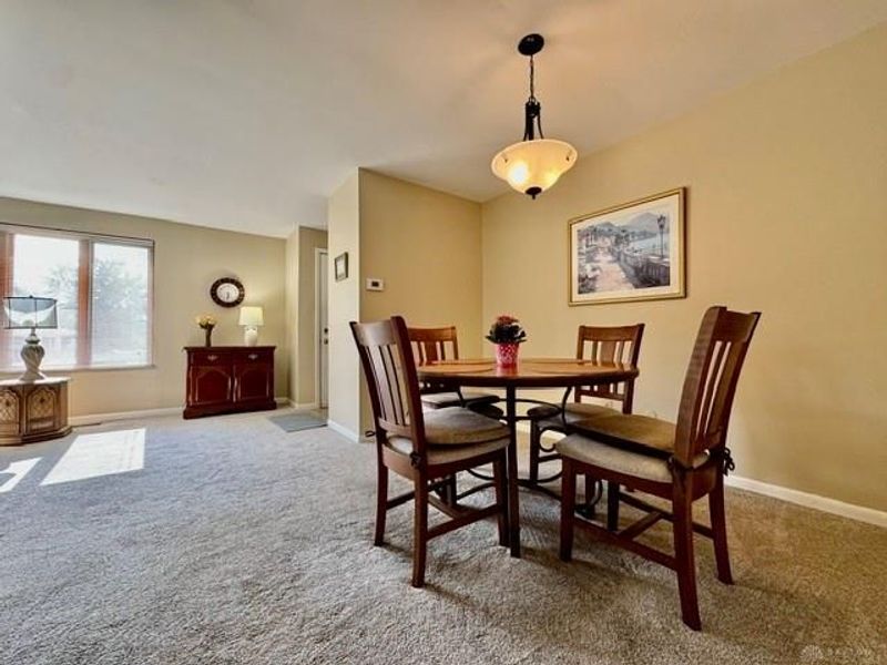 7620 Forest Green Court, Dayton, OH 45414 Photo 15