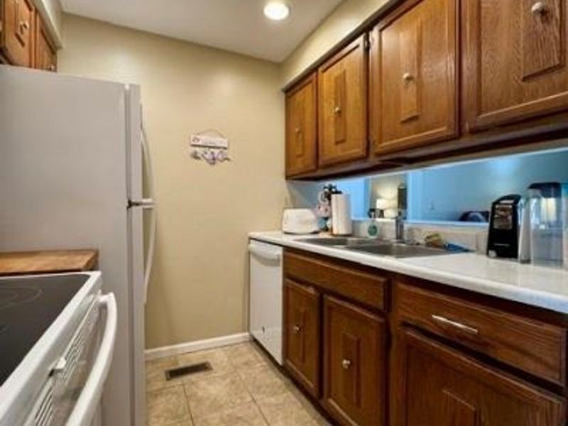 7620 Forest Green Court, Dayton, OH 45414 Photo 17
