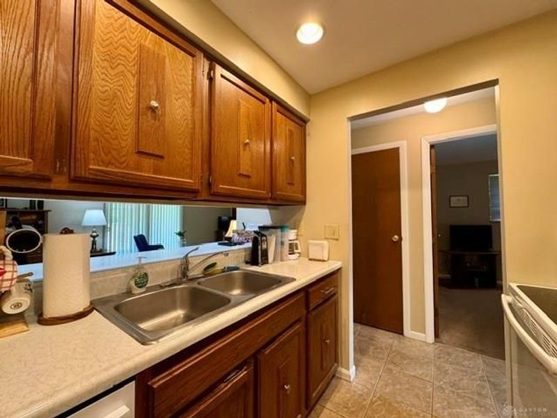 7620 Forest Green Court, Dayton, OH 45414 Photo 20