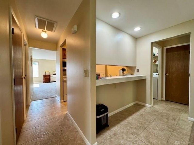 7620 Forest Green Court, Dayton, OH 45414 Photo 24