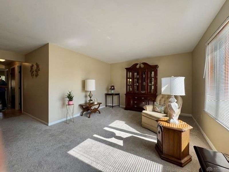 7620 Forest Green Court, Dayton, OH 45414 Photo 7