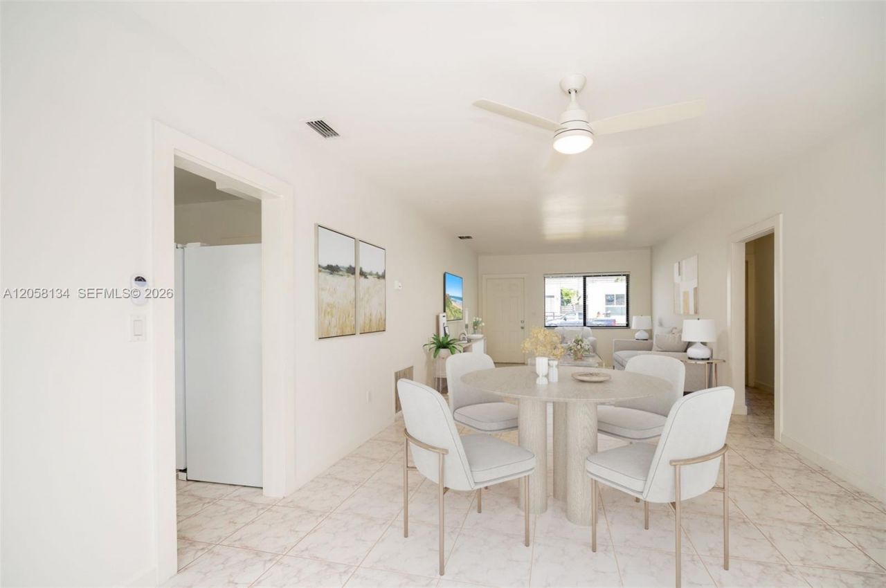 2340 SW 16th St , Miami, FL 33145 Photo