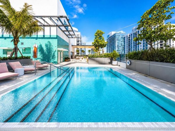 11 NE 6th St, Unit 809, Miami, FL 33132