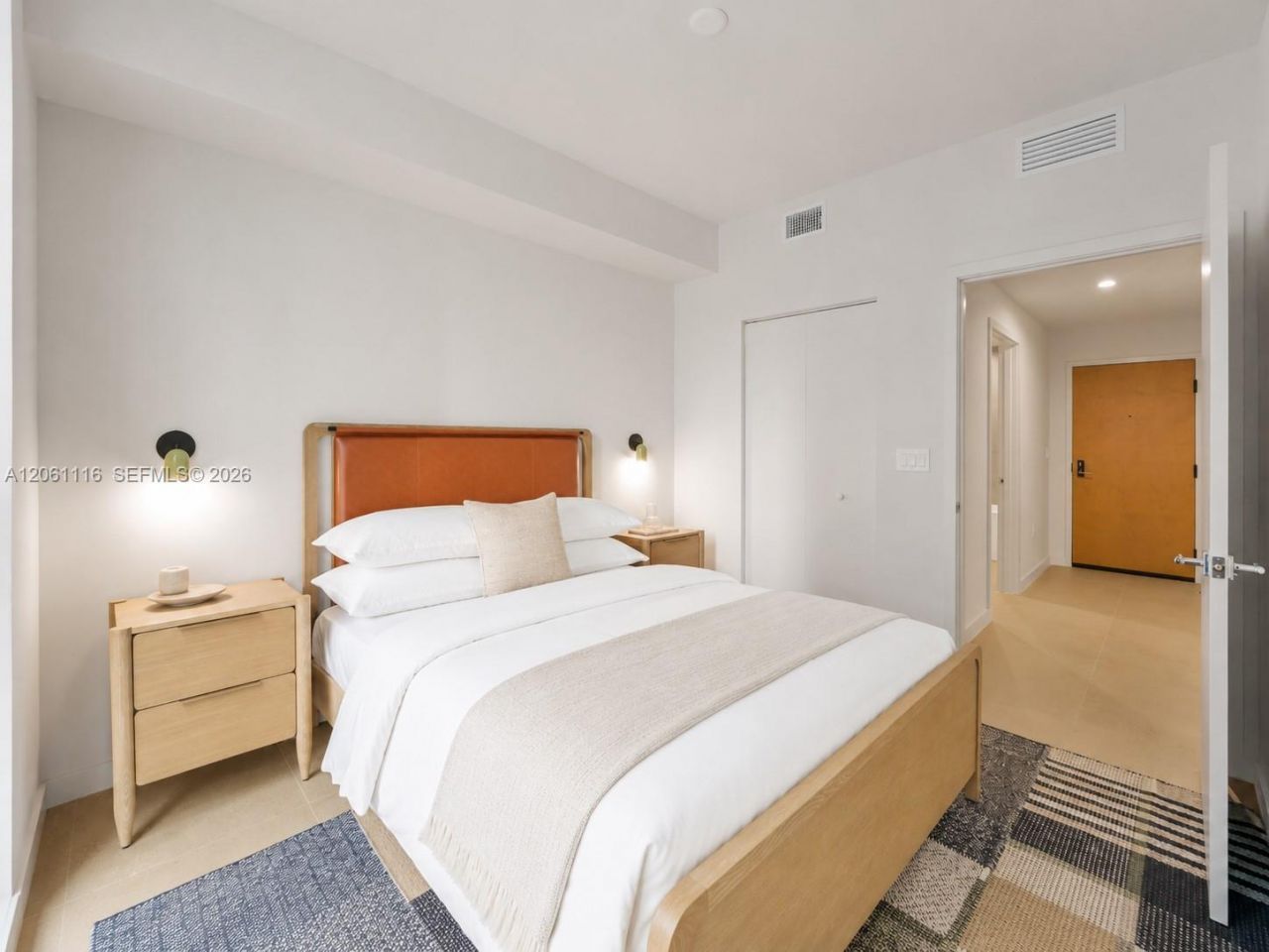 11 NE 6th St, Unit 809, Miami, FL 33132 Photo