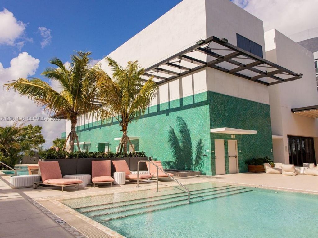11 NE 6th St, Unit 809, Miami, FL 33132 Photo