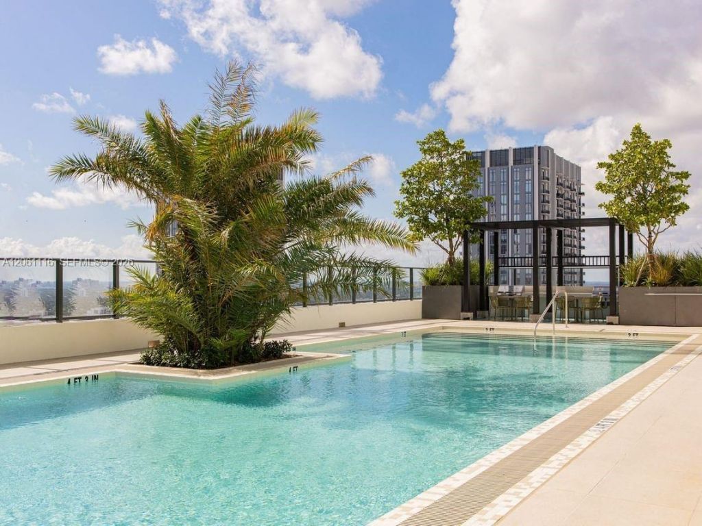11 NE 6th St, Unit 809, Miami, FL 33132 Photo