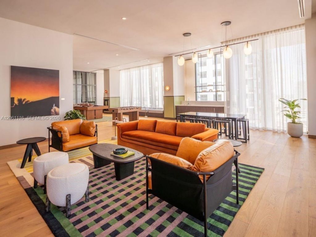 11 NE 6th St, Unit 809, Miami, FL 33132 Photo