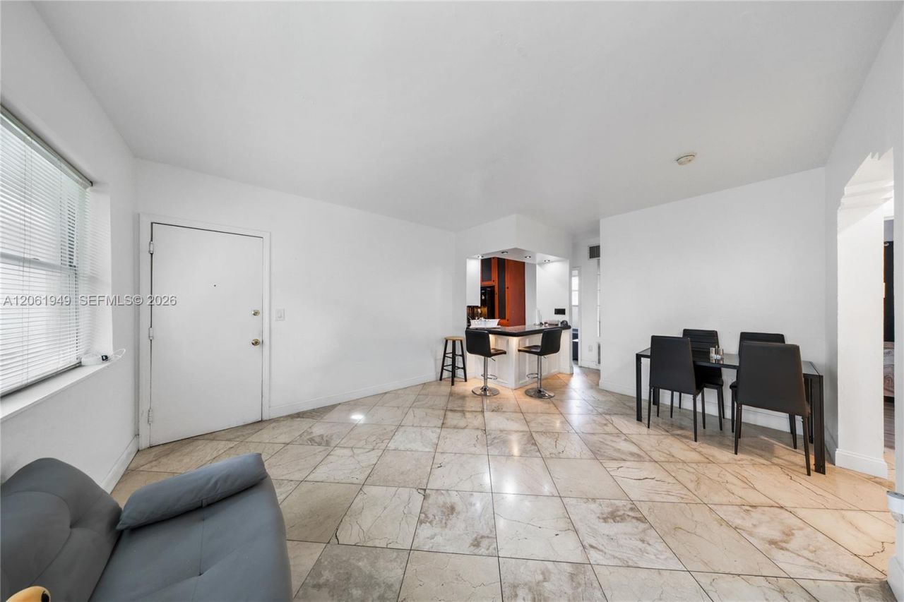 1289 Marseille Dr , Unit 45, Miami Beach, FL 33141 Photo