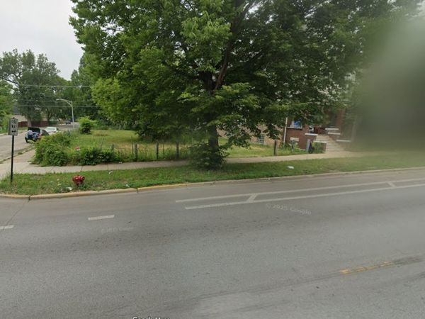 1054 W Marquette Road , Chicago, IL 60621