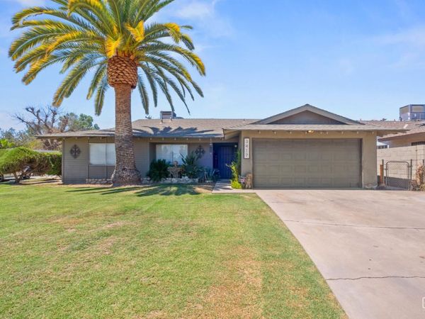 3417 Dell Court, Bakersfield, CA 93304