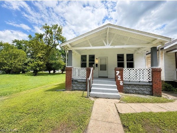 728 Woodlawn Avenue , Zanesville, OH 43701