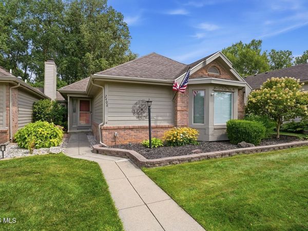 2408 Mckivett Drive, Toledo, OH 43615