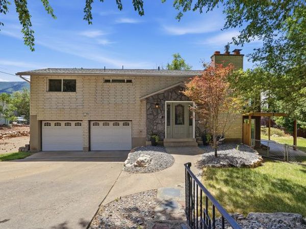 565 E 3200 N, North Ogden, UT 84414