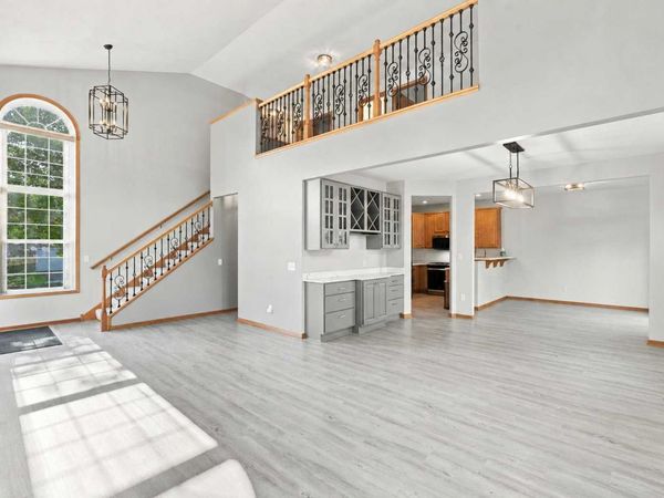 7143 Arthur Drive, Woodbury, MN 55125