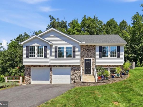 12732 ARIELLE LANE, WAYNESBORO, PA 17268