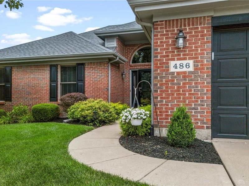 486 Christopher Drive, Clearcreek Township, OH 45458 Photo 3