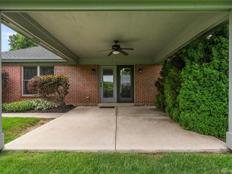 486 Christopher Drive, Clearcreek Township, OH 45458 Photo 6